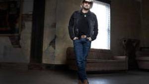 Featured image for Brad Paisley with Chevron PRCA Rodeo.